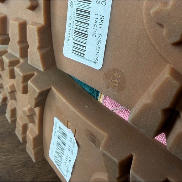 Chelsea & Violet green pink flower suede Arden platform clogs Women’s sz 9.5 - Picture 5 of 8